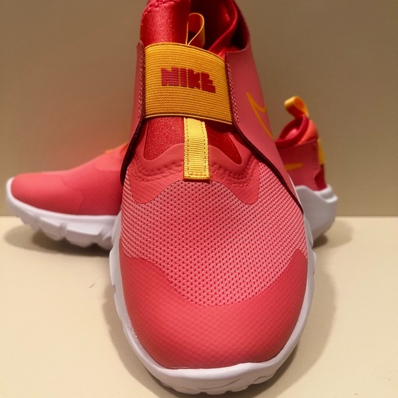 Nike Shoes - Picture 3 of 5